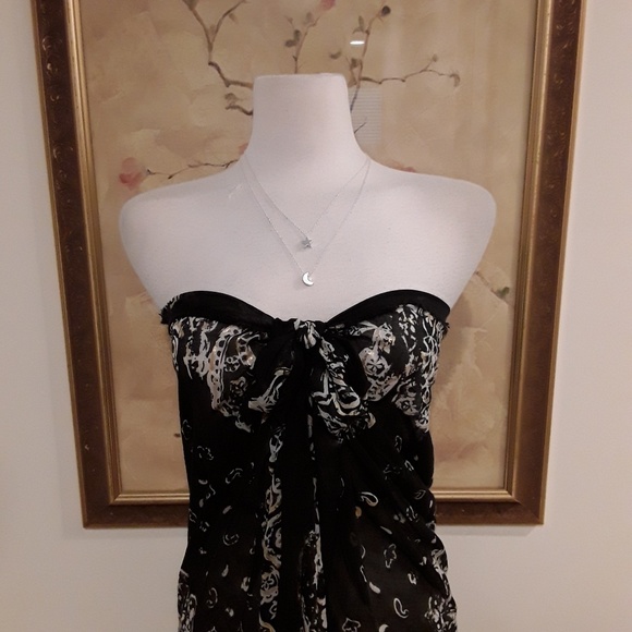 D17 NEW Crescent Moon and Star Necklace - Picture 3 of 3